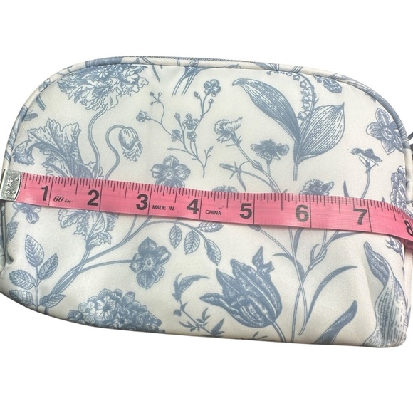 Floral Print Cosmetic Bag Set of 3 NWOT - Picture 7 of 11